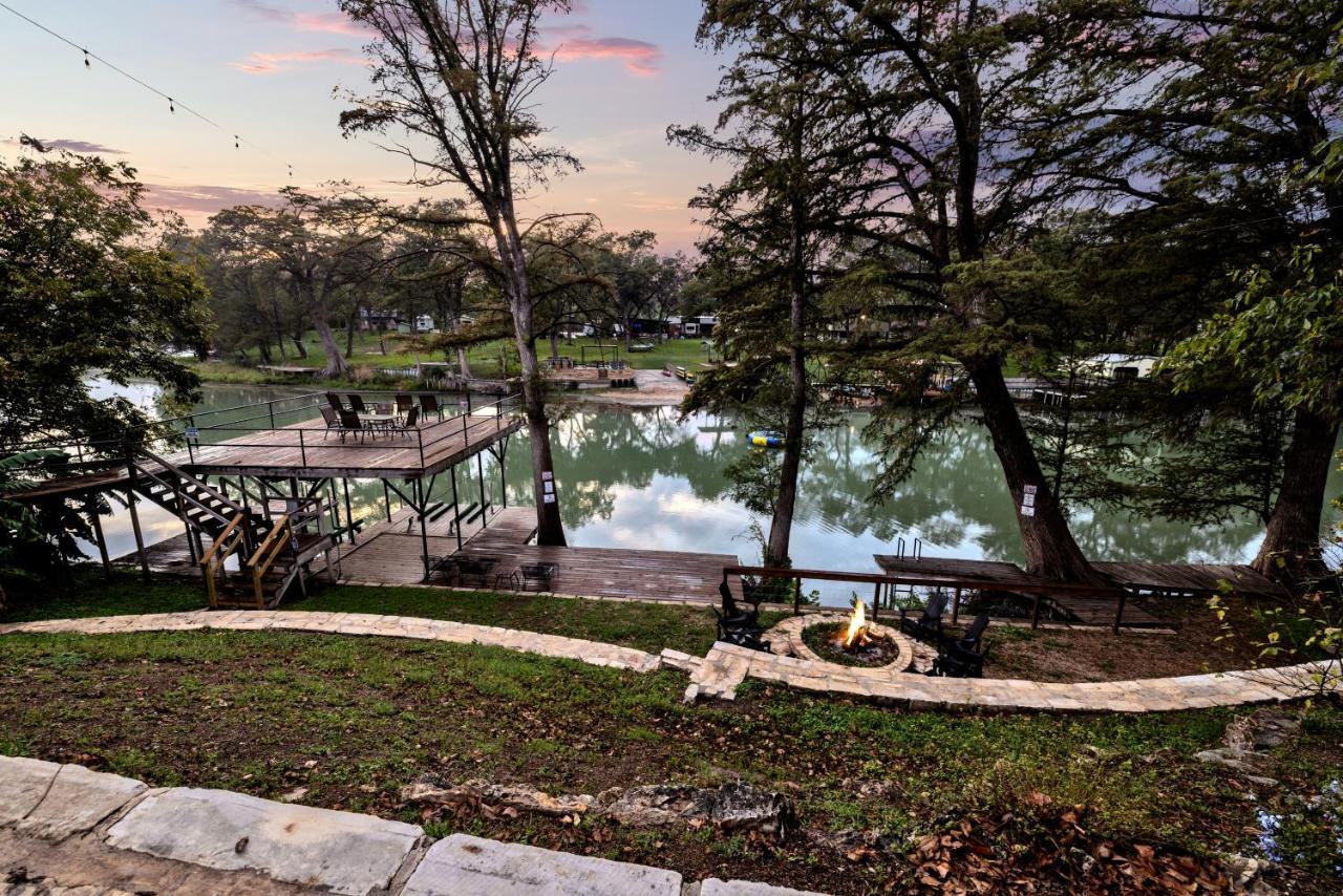 Luxury Lakefront Oasis With Boat Dock-Firepit McQueeney Luaran gambar